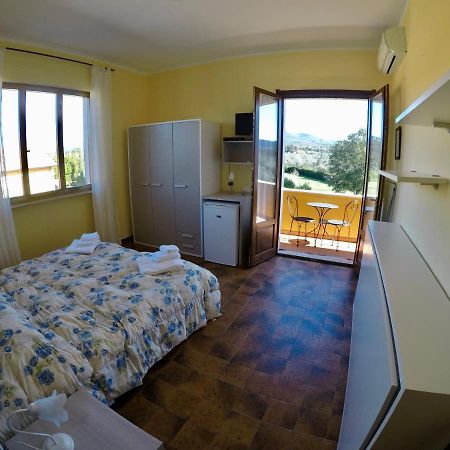 Agriturismo Eucaliptus ボルゲリ エクステリア 写真