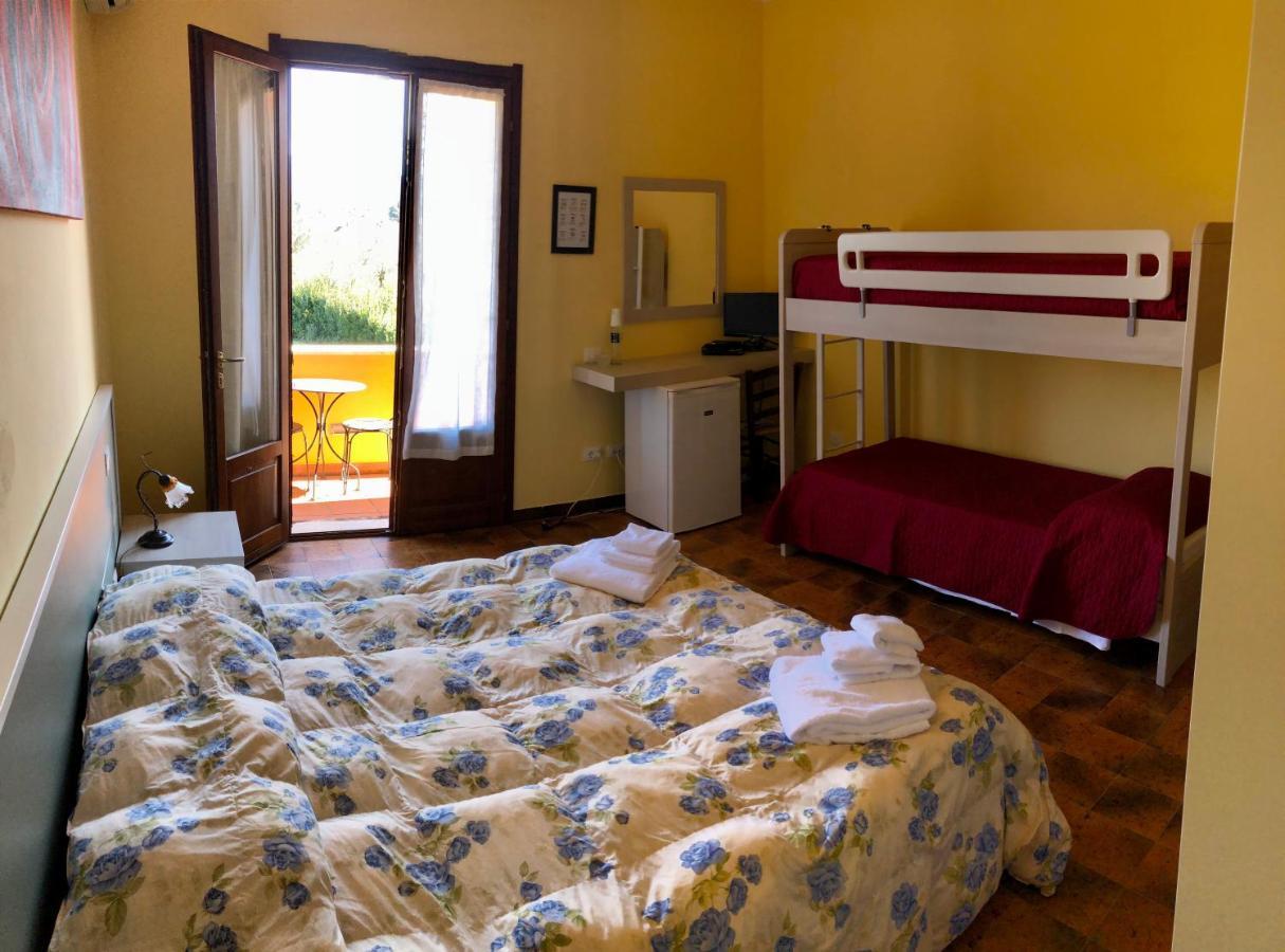 Agriturismo Eucaliptus ボルゲリ エクステリア 写真